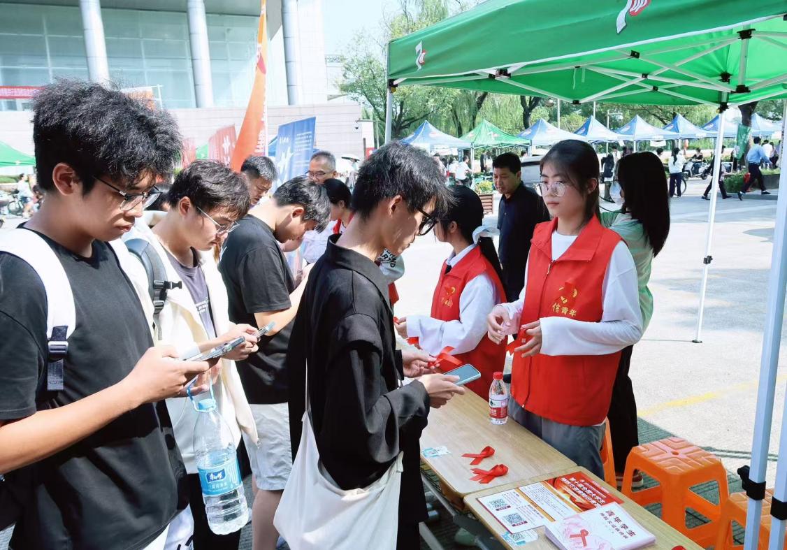 1760679360297000.jpg 106.jpg